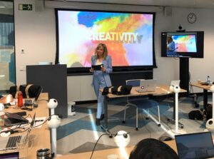 Diana Pinos speaker creativity Amazon©